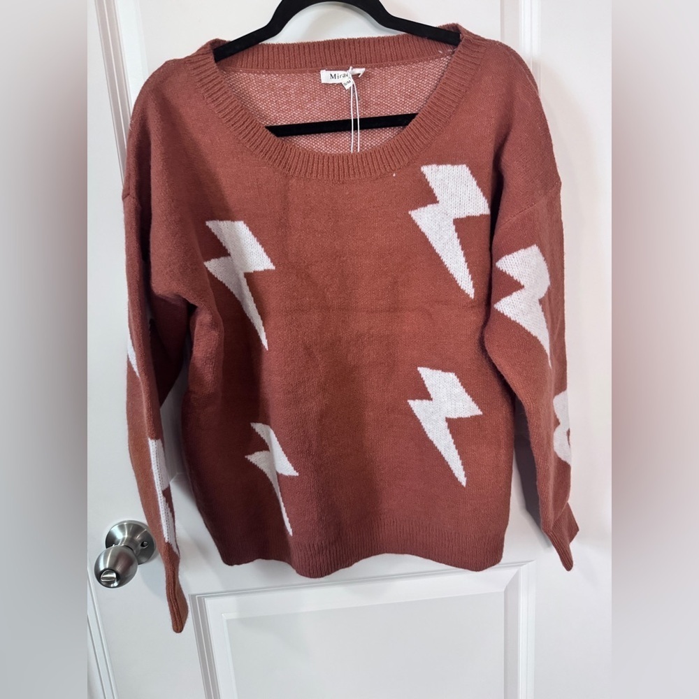 NWT-Miracle Rust and White Lightning Bolt Sweater Size S/M